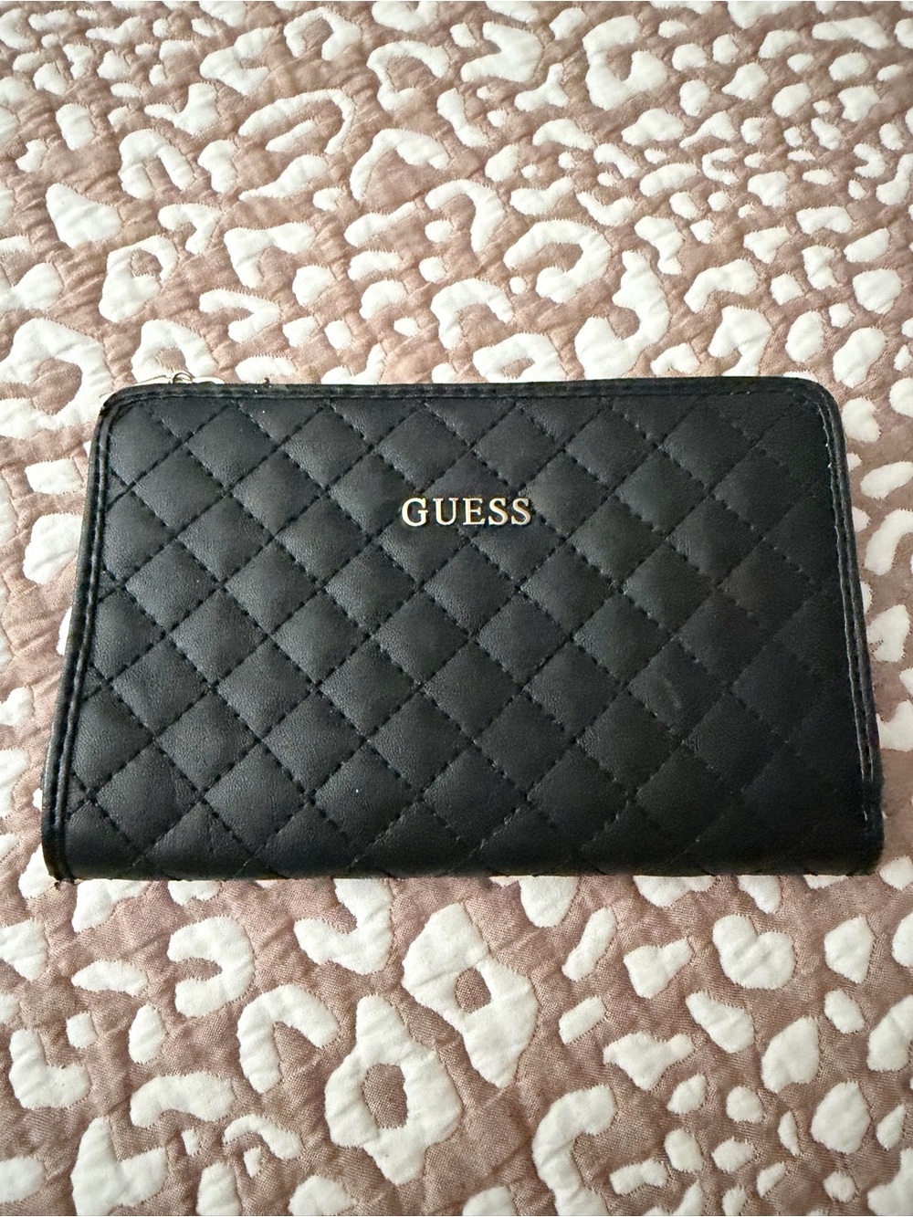 GUESS Black Quilted Card Holder with Gold Logo